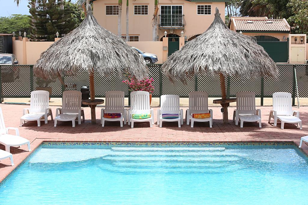 Punto Di Oro Apartments Resort Tanki Leendert Exterior photo